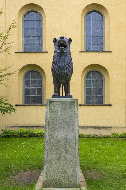 Lion statue