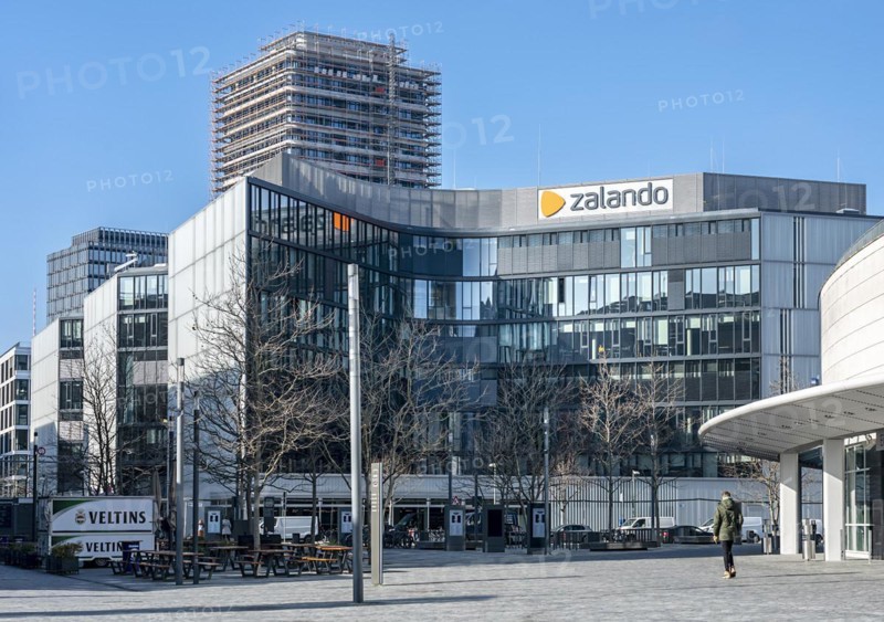 Zalando at Mercedes Platz