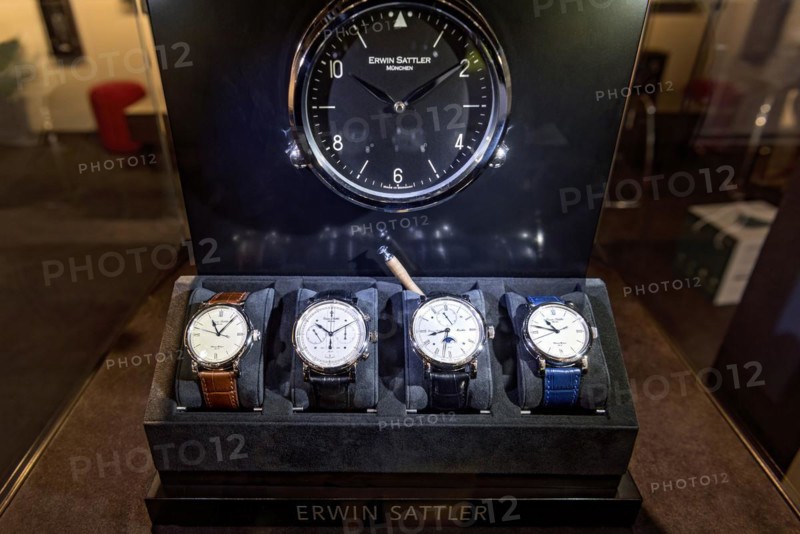 Showcase with high-quality wristwatches