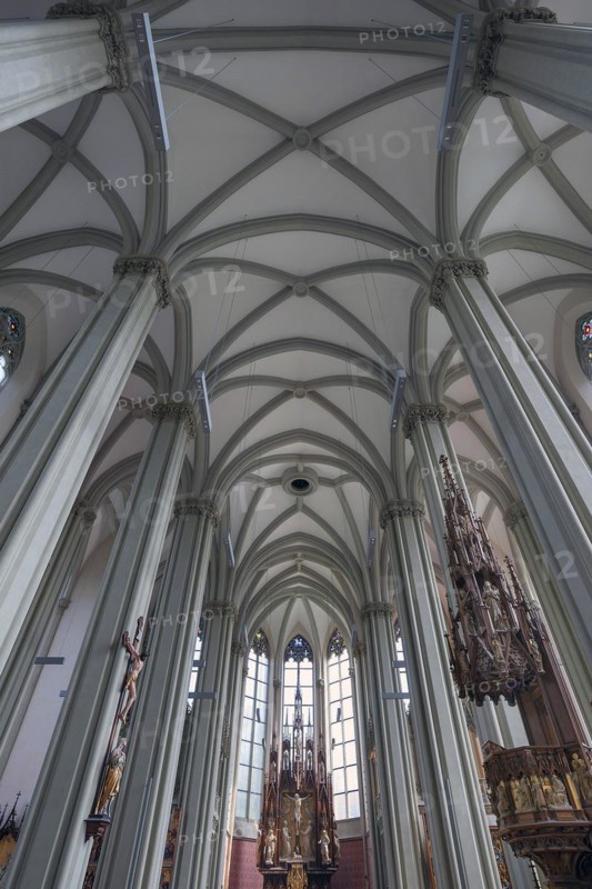 Cross vault