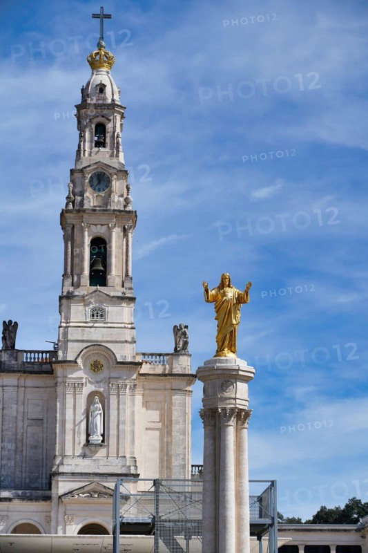 Statue of Jesus Christ