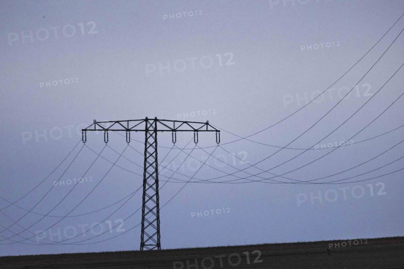 Electricity pylons photographed in Schoenau-Berzdorf