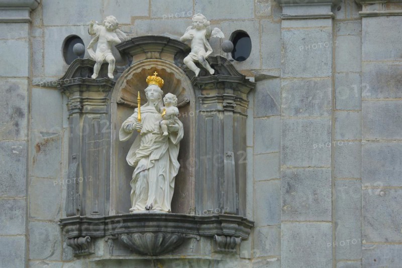 Portrait of Mary with baby Jesus