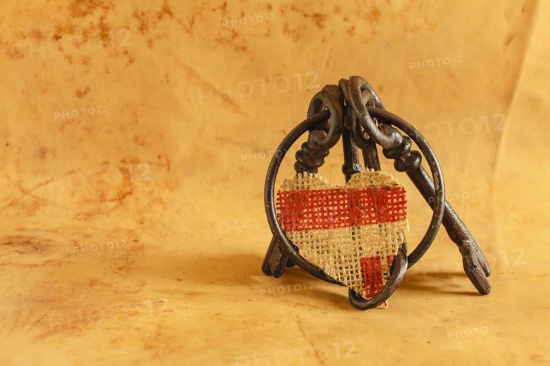 Old Linen Key and Heart