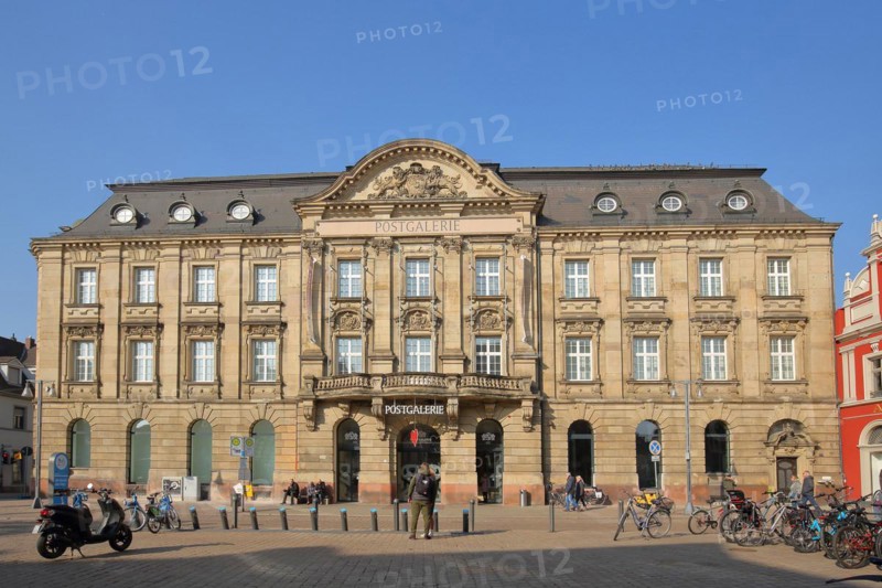 Postgalerie built in 1901 in the historicist style and today's shopping centre on Postplatz