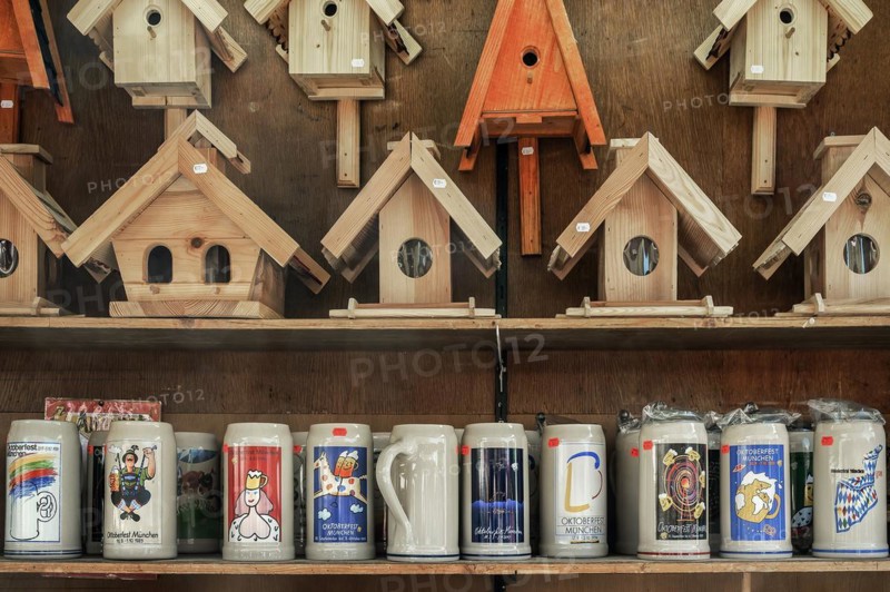 Birdhouses and Oktoberfest beer mugs