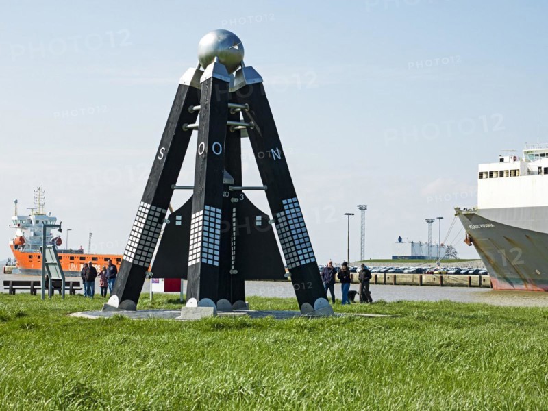 Memorial beacon