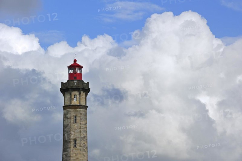 The lighthouse Phare des Baleines on the island Ile de Re