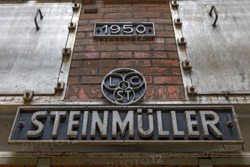 Name of the Steinmueller boiler and machine factory on an industrial boiler of a paper factory