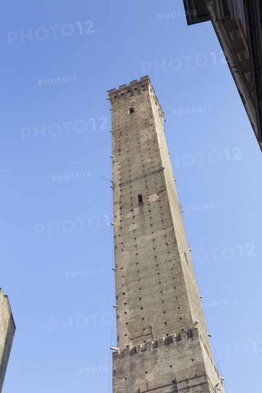 The Asinelli tower