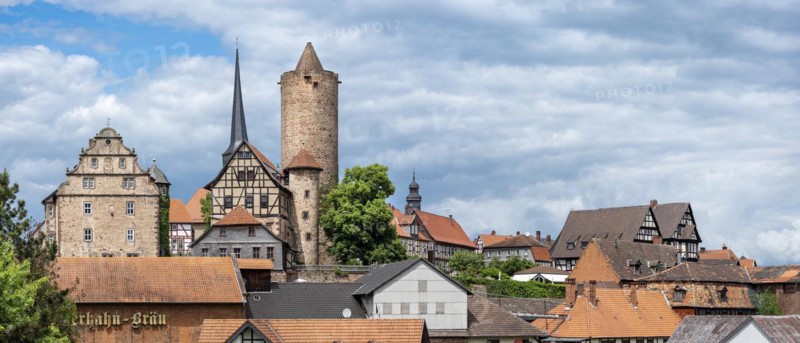 Hinterburg Castle and Hinterburg Amtshaus with medieval keep Hinterturm above the old town