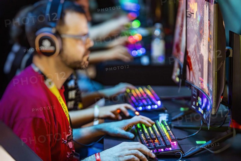 Gamers on screen