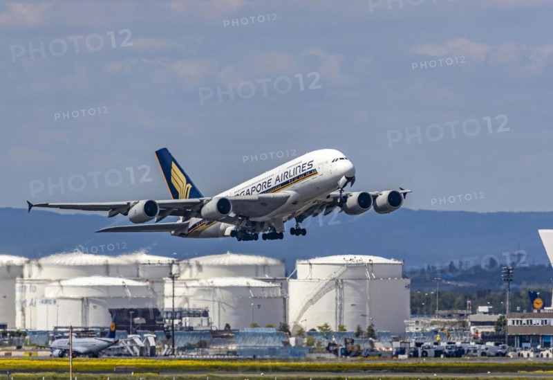 Airbus A380-841 of Singapore Airlines taking off at Fraport Airport