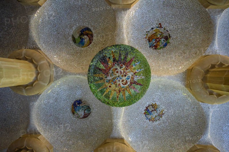 Columns with mosaic