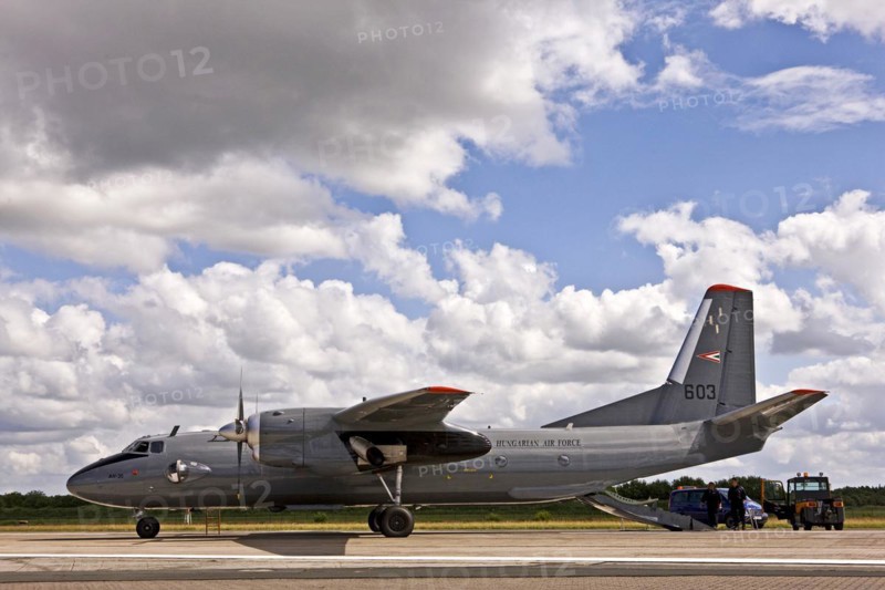 Antonov AN-26 Airkraft