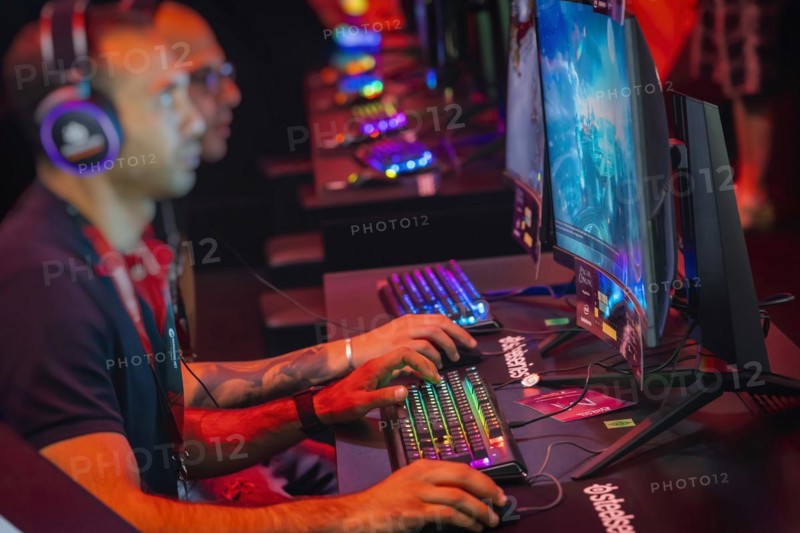 Gamers on screen