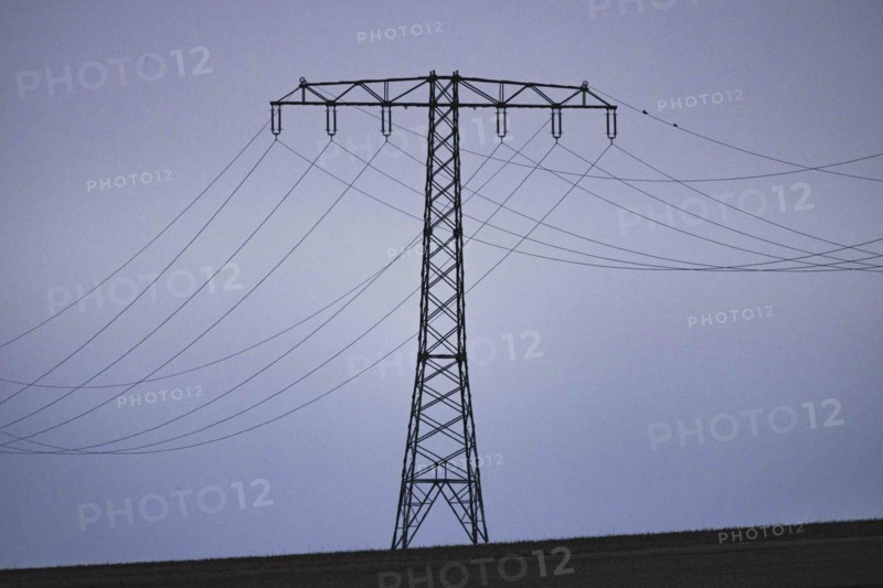 Electricity pylons photographed in Schoenau-Berzdorf