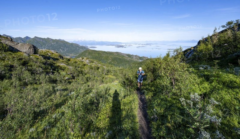 Hikers on trail to Dronningsvarden or Stortinden