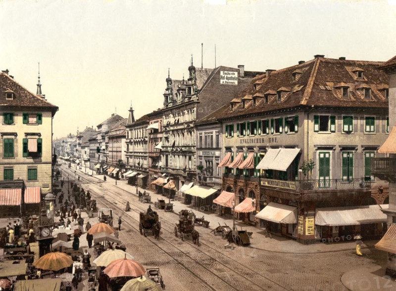 The Kaiserstrasse in Karlsruhe