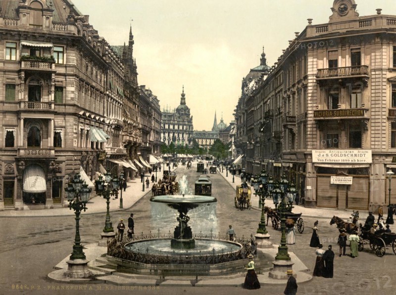 The Kaiserstrasse in Frankfurt