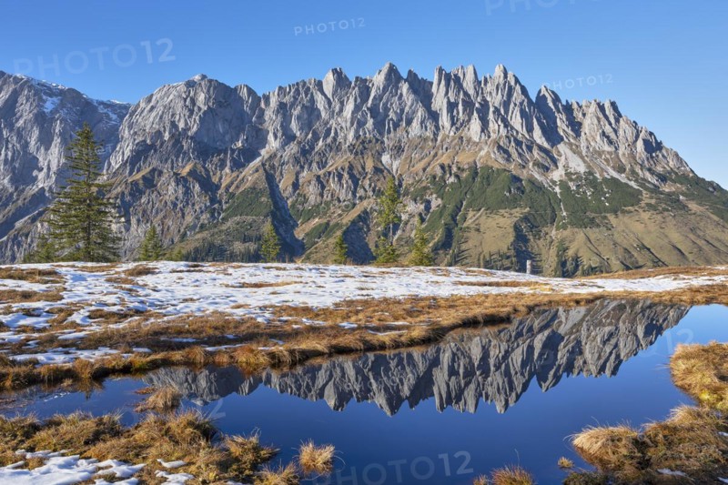 Reflection of the Mandlwaende in autumn