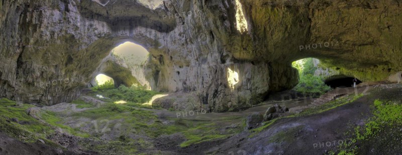 Devetashka Cave