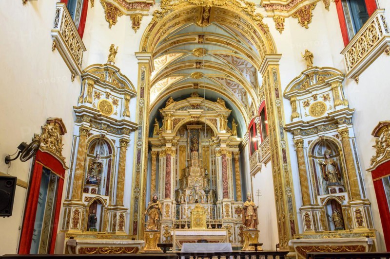 Golden altar of the church of Sao Pedro dos Clerigos created in the 18th century with its neoclassical style interior painted in gold in the Pelourinho neighborhood of Salvador