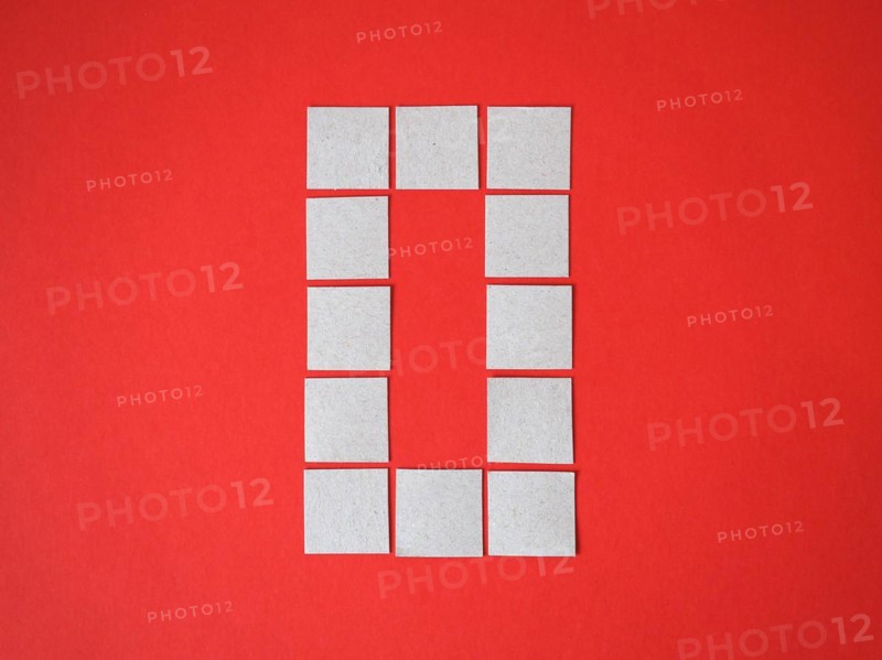 Number zero vintage lcd style