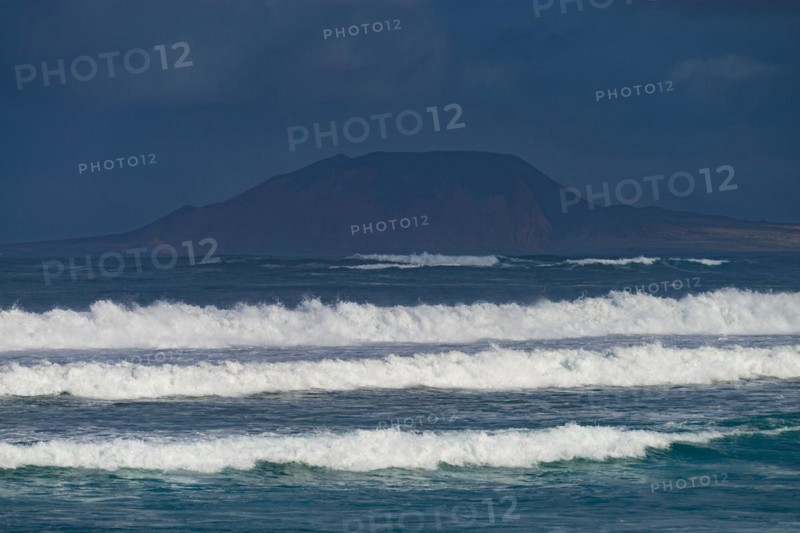 Surf waves