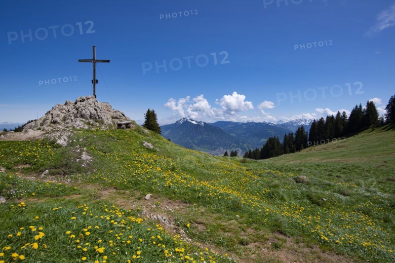 Summit cross on the Baerenkoepfle