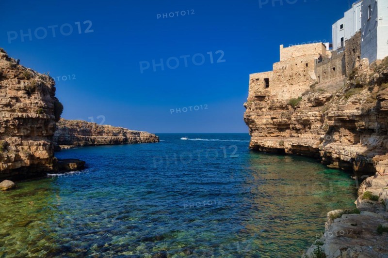 Bathing bay in Polignano a Mare