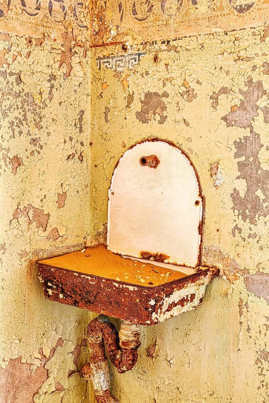 Washbasin
