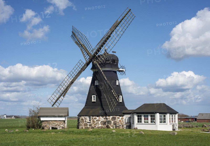 Windmill type Dutchman built in 1869 and remained in use until 1950. Now used as a holiday home in Oestra Ingelstad