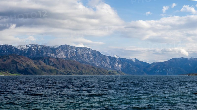 Attersee with Hoellengebirge