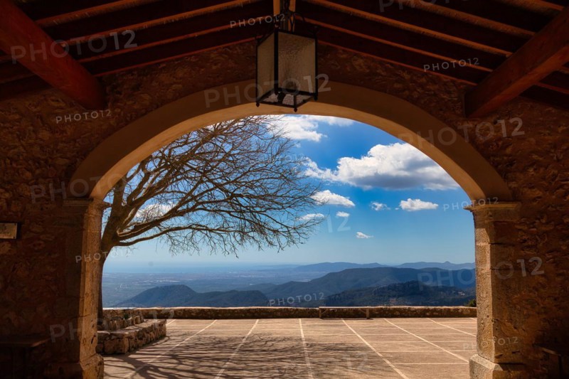 View towards Palma from Refugio Puig d' Alaro