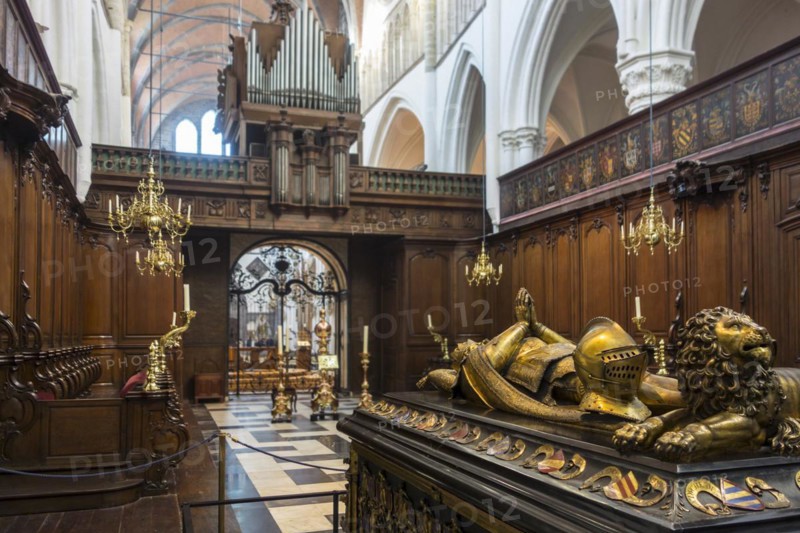 Tomb of Charles the Bold and choir in the Church of Our Lady