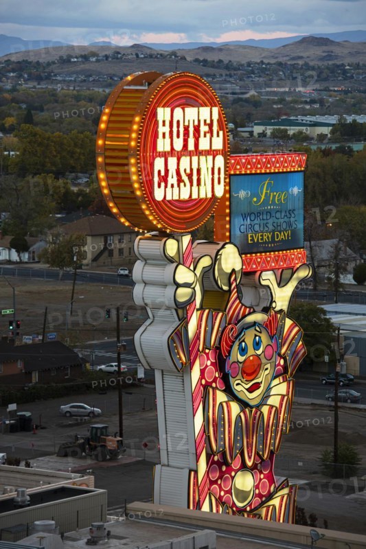 Illuminated sign