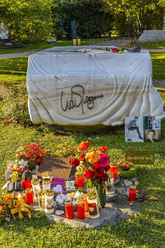 Honorary grave of the composer and singer Udo Juergens