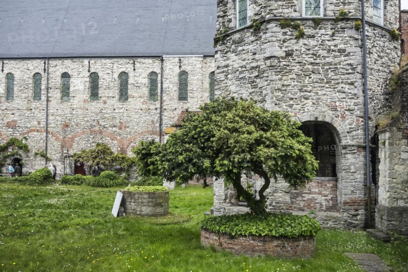 12th-century lavatorium at the Sint-Baafsabdij