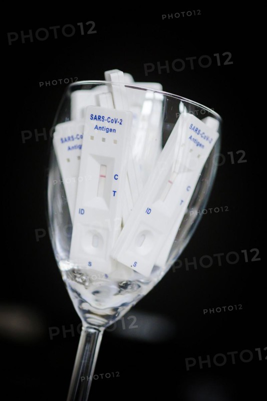 Negative SARS-CoV-2 Rapid Ag Antigen rapid tests are in a jar. Berlin