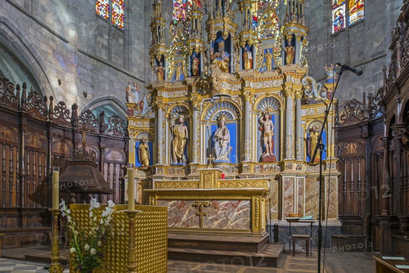 Marble altar of the Cathedrale Sainte-Marie