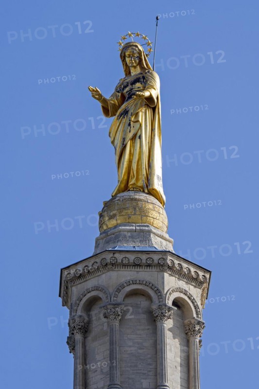 Gilded statue of Virgin Mary at Cathedrale Notre-Dame des Doms d'Avignon