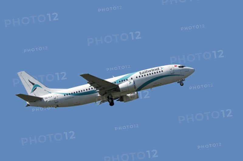 Boeing 737-4Q8