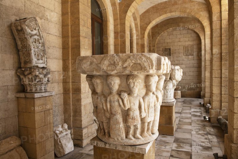 Historical column capitals
