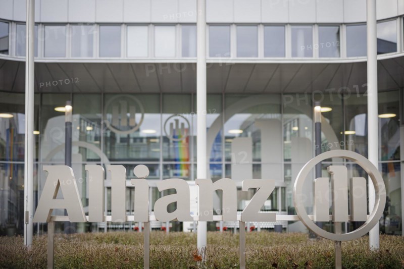 The Allianz company logo at their site in Berlin. 04.02.2022.