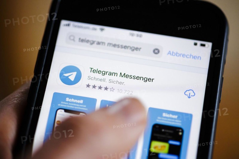 Symbolic photo: The logo of the instant messaging service Telegram is seen on a smartphone. Berlin