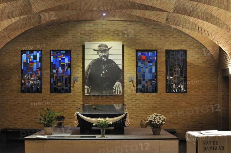 The grave of Father Damien