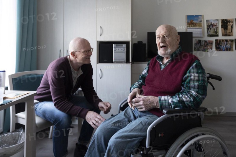 Subject: Visit of an old man in a nursing home