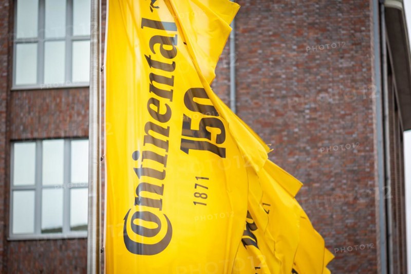 Flags of the company Continental in front of their headquarters in Hanover