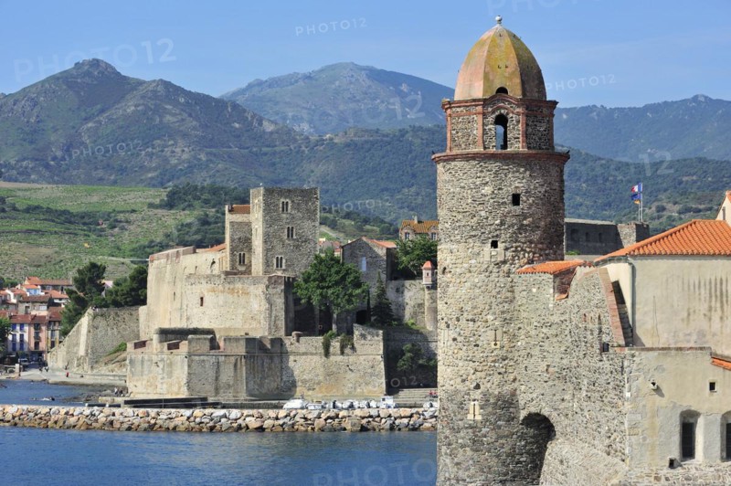 The church Notre-Dame des Anges and the fort Chateau royal de Collioure